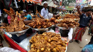 বাহারি ইফতার সামগ্রী/ফাইল ছবি/ঢাকা ট্রিবিউন