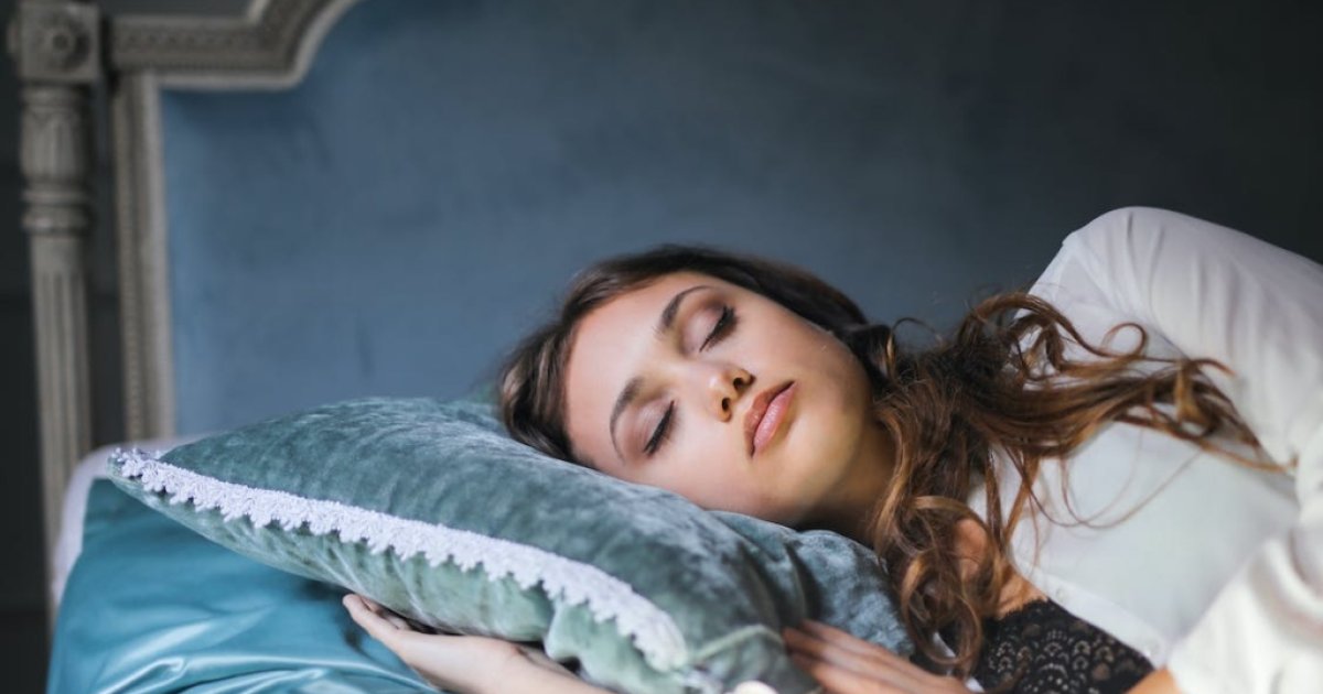 রাতের যে অভ্যাসগুলো স্বাস্থ্যকর জীবনযাপনের জন্য গুরুত্বপূর্ণ