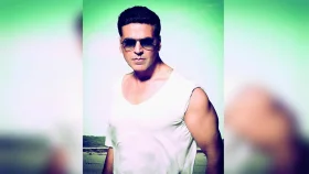 রোজ গোমূত্র পান করতেন অক্ষয় কুমার