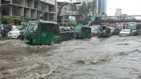 রাস্তায় জলাবদ্ধতা, প্রধানমন্ত্রীর বৈঠকে যোগ দিতে পারলেন না মন্ত্রী