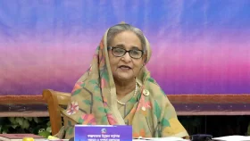 প্রধানমন্ত্রী: খালেদা জিয়াকে পদ্মা সেতুতে তুলে নদীতে ফেলে দেওয়া উচিত