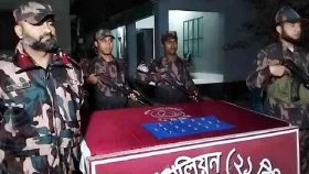 সীমান্তে অভিযান, দেড় কোটি টাকার স্বর্ণ ফেলে পালালো পাচারকারীরা