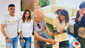 বিমানবন্দরে নতুন সিনেমায় চুক্তিবদ্ধ জায়েদ-সায়ন্তিকা