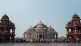 ঘুরে আসতে পারেন দিল্লির ১০ বিখ্যাত দর্শনীয় স্থান