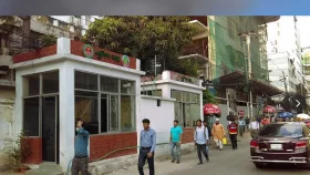 বনানীতে পুলিশ বক্সে ‘ককটেল হামলা’