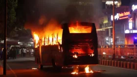 অবরোধের আগের রাতে ৯ বাসে আগুন