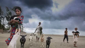 ঘূর্ণিঝড় মোকাবিলায় ৬ জেলায় বিশেষ প্রস্তুতির নির্দেশ