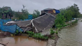 বিদ্যুৎহীন উপকূলের প্রায় দেড় কোটি গ্রাহক