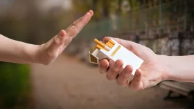 ইতালিতে ধূমপানে কঠোর নিষেধাজ্ঞা