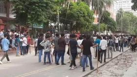 বৈষম্যবিরোধী আন্দোলনে হামলার অভিযোগে ঢাবির ১২৮ শিক্ষার্থী বহিষ্কার
