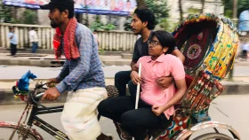 জগন্নাথ বিশ্ববিদ্যালয়ের সামনে  ৪ শিক্ষার্থী গুলিবিদ্ধ