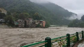 সিকিমে উত্তাল তিস্তা, শঙ্কায় বাংলাদেশ