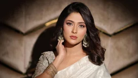 ‘তাওহিদি জনতা’র বাধায় শো-রুম উদ্বোধন করা হলো না মেহজাবীনের