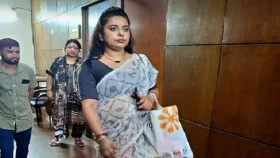 তোপের মুখে শিল্পকলা ছাড়তে বাধ্য হলেন জ্যোতিকা জ্যোতি