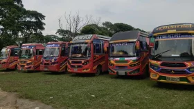 সাভারে এবার দিনদুপুরে চলন্ত বাসে ডাকাতি