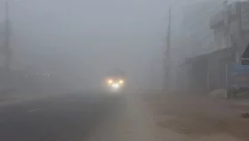 ঘন কুয়াশায় দুর্ঘটনা এড়াতে মোটরযান চালকদের ৪ নির্দেশনা