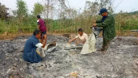 বান্দরবানে বড়দিনের আগের রাতে দুর্বৃত্তের আগুনে ১৭টি বসতঘর পুঁড়ে ছাই