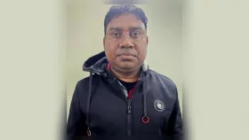 থানা থেকে পালানো সেই ওসিকে গ্রেপ্তারে রেড অ্যালার্ট জারি