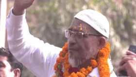ওমরাহ করতে যাওয়ার পথে উড়োজাহাজে অসুস্থ বাবর, হাসপাতালে ভর্তি