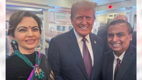 দুই’শ বছরের পুরনো লকেট ও হীরার চুড়ি পরে ট্রাম্পের অনুষ্ঠানে নীতা