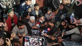 আজ সাত কলেজের সামনের সড়ক অবরোধের কর্মসূচি শিক্ষার্থীদের