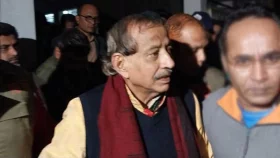আত্মীয়ের বাসা থেকে গ্রেপ্তার সাবেক সমাজকল্যাণমন্ত্রী নুরুজ্জামান আহমেদ