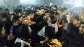 &lsquo;বাসের সিট নিয়ে&rsquo; ইবি শিক্ষার্থীদের মধ্যে দফায় দফায় সংঘর্ষ