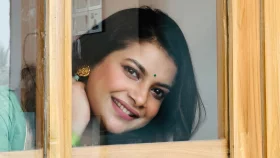 ফেসবুকে অভিনেত্রীকে অশালীন মন্তব্য, চাকরি হারালেন এনজিওকর্মী