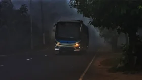 রাতের ভ্রমণে যেসব বিষয়ে সতর্ক থাকবেন