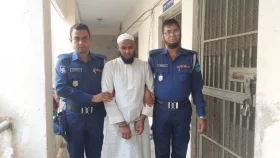৮ বছরের শিশুকে ধর্ষণচেষ্টার অভিযোগে মাদ্রাসাশিক্ষক গ্রেপ্তার