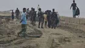 গভীর রাতে বাংলাদেশে অনুপ্রবেশের সময় রোহিঙ্গাবোঝাই নৌকাডুবি, নিখোঁজ ৪০