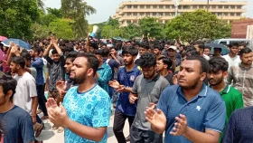খুলে দেওয়া হলো কুয়েটের সব আবাসিক হল