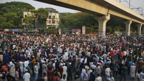 হাসনাতের ঘোষণার পর শাহবাগ অবরোধ