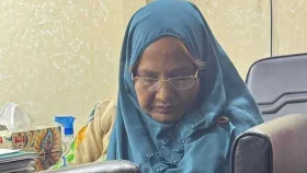 হত্যাচেষ্টা মামলায় জবির সাবেক শিক্ষক আনোয়ারা বেগম গ্রেপ্তার