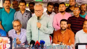 রিজভী: নির্বাচন পিছিয়ে দিতে বিভিন্ন কৌশল করছে সরকার