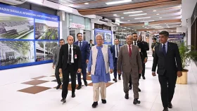 যুক্তরাজ্যের উদ্দেশে ঢাকা ছেড়েছেন প্রধান উপদেষ্টা