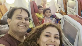 উড়োজাহাজের সেলফিতে চিকিৎসক দম্পতি ও তাদের তিন সন্তানের শেষ হাসি