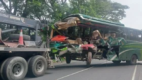 গোপালগঞ্জে ৪ যানবাহনের সংঘর্ষ, পুলিশ সদস্যসহ নিহত ২