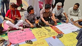 বিএনপি নেতা ফজলুর রহমানকে গ্রেপ্তারের দাবিতে বাসার সামনে অবস্থান