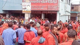 বেনাপোলে শ্রমিকের অনির্দিষ্টকালের কর্মবিরতির ঘোষণা