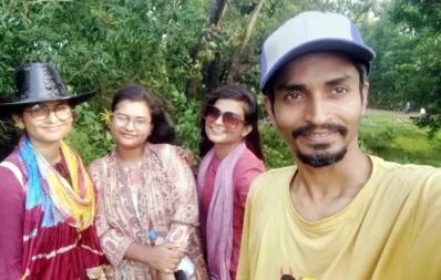 ইত্তেফাকের সাংবাদিক শিমুল জাবালি ও তার পরিবার/সংগৃহীত
