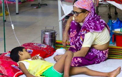 প্রতিদিনই রাজধানীসহ সারা দেশে বাড়ছে ডেঙ্গু জ্বরে আক্রান্ত রোগীর সংখ্যা/ফাইল ছবি/মেহেদি হাসান/ঢাকা ট্রিবিউন
