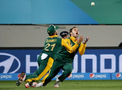 দক্ষিণ-আফ্রিকা-২০১৫-বিশ্বকাপ-2015-World-Cup--duminy-Catch-miss
