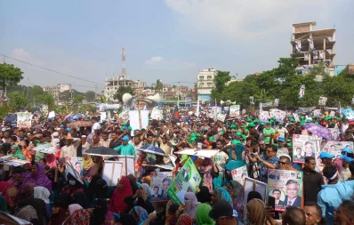 ২৮ সেপ্টেম্বর, বৃহস্পতিবার ঢাকার আমিনবাজারে বিএনপির সমাবেশে উপস্থিত নেতাকর্মীদের একাংশ/ঢাকা ট্রিবিউন