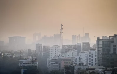 রাজধানী ঢাকাতে ঘন কুয়াশা/ফাইল ছবি/মাহমুদ হোসেন অপু/ঢাকা ট্রিবিউন
