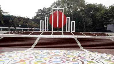 কেন্দ্রীয় শহিদ মিনার/আহাদুল করিম খান/ঢাকা ট্রিবিউন