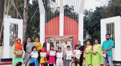 প্রতিযোগিতায় বিজয়ীরা/ ছবি: স্বরবিন্যাসের সৌজন্যে