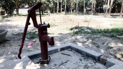 স্তর নেমে যাওয়ায় বরেন্দ্র অঞ্চলের বহু নলকূপেই উঠছে না পানি/ঢাকা ট্রিবিউন