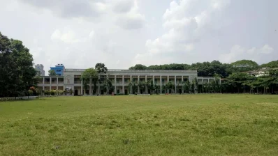 অধর চন্দ্র বিদ্যালয়ের মাঠ/ঢাকা ট্রিবিউন