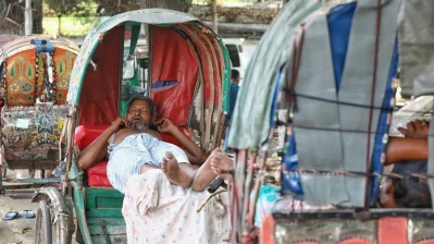 দেশের বিভিন্ন জেলার ওপর দিয়ে তাপপ্রবাহ বয়ে যাচ্ছে/ফাইল ছবি/আহাদুল করিম খান/ঢাকা ট্রিবিউন